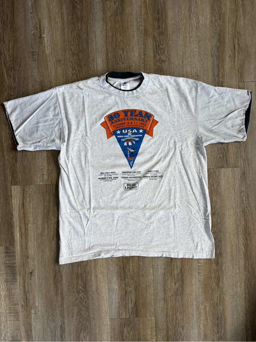Vintage 90s Parachuting Championship in Massachusetts 1992 - size XLarge